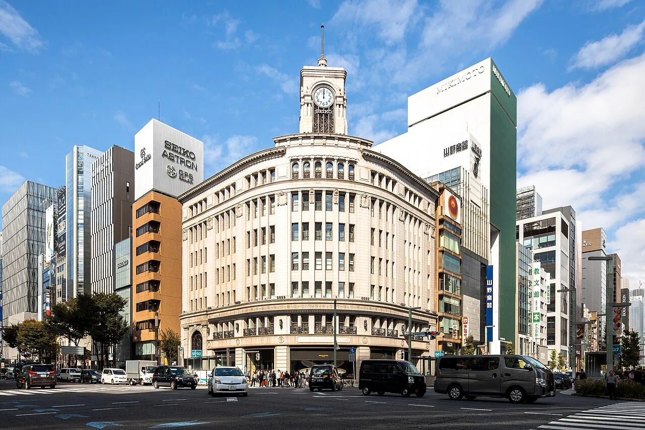 銀座の和光時計塔